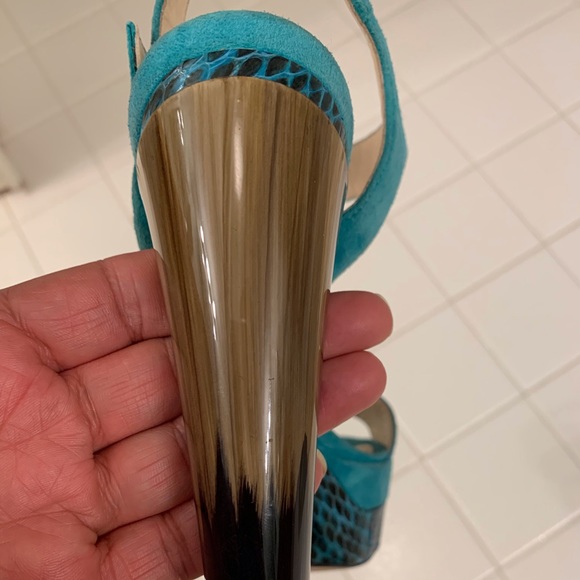 Jimmy Choo Turquoise Limit Edition Suede Dora Heel - Picture 6 of 8